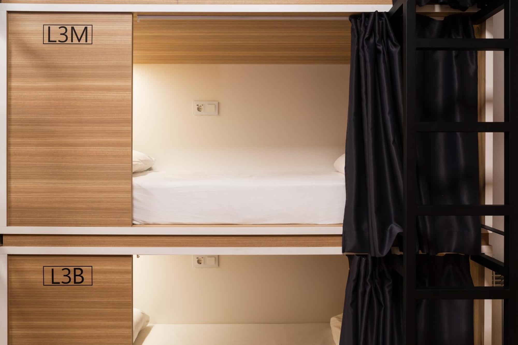 Hostal Siesta & Go Nuevos Ministerios Madrid Eksteriør billede